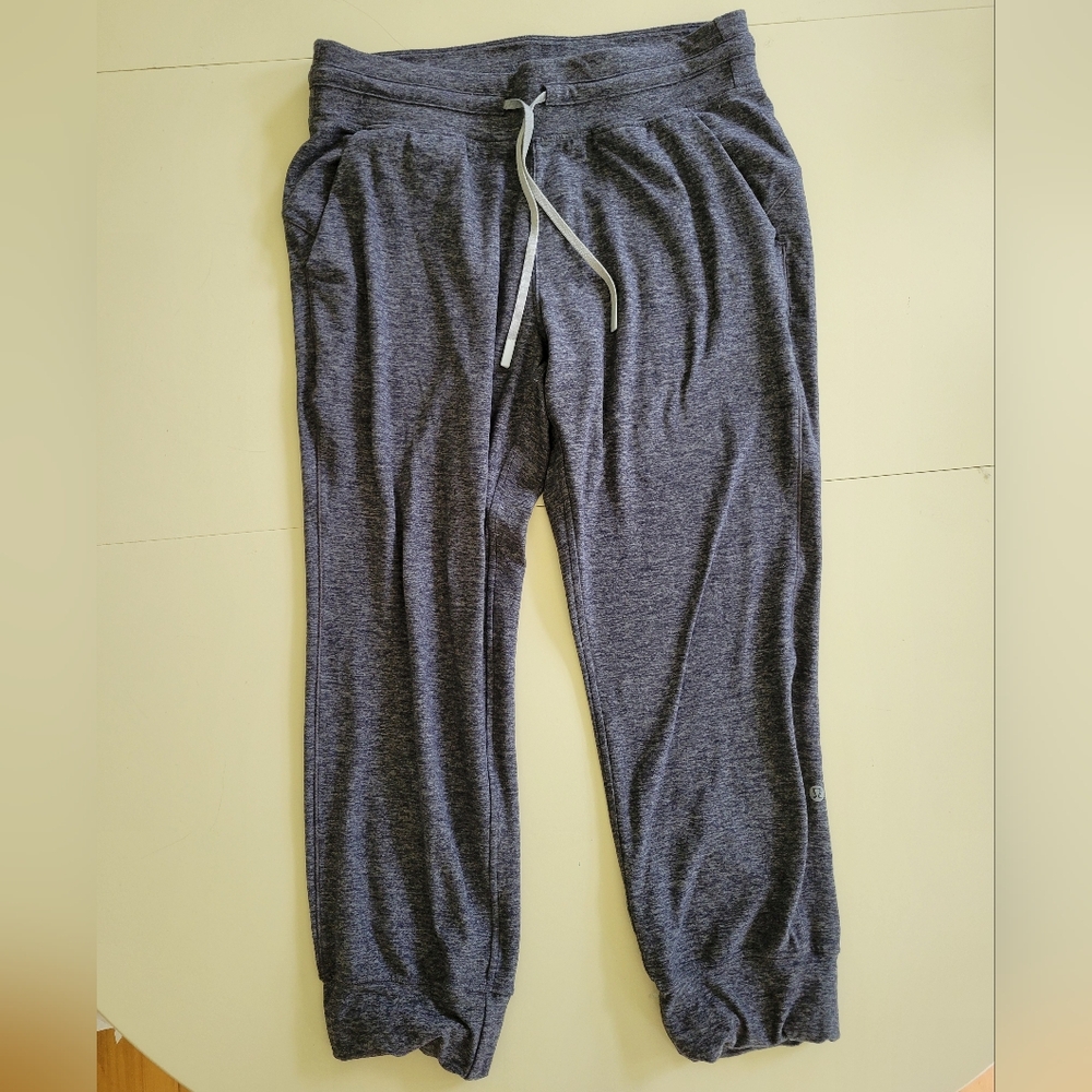 Lululemon High-Rise Cropped Jogger Pants